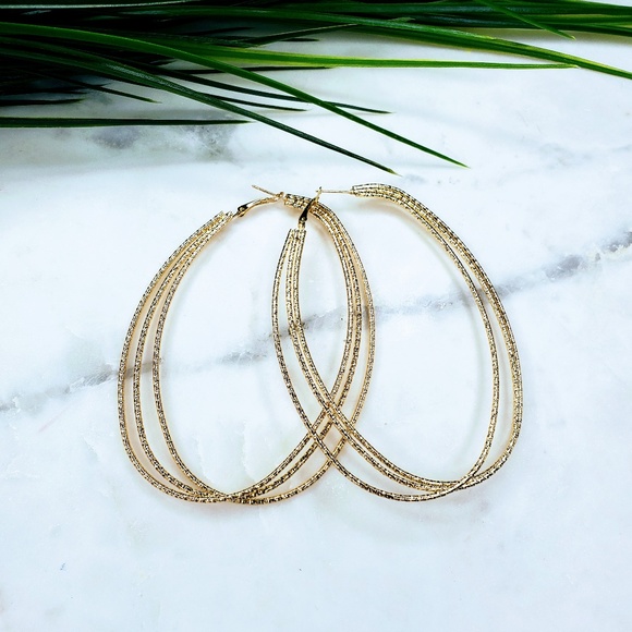 5 for $25 Gold Color Extra Large Oval Hoops - Picture 2 of 5